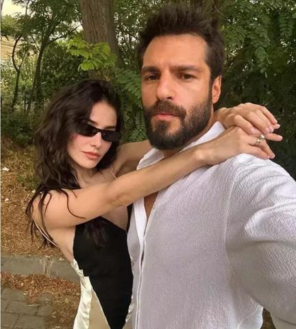 Serkan Çayoğlu ve Özge Gürelden evlilik yıl dönümü kutlaması