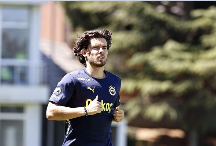 Ferdi Kadıoğlu transferindeki gerçek İşte Brightonın Fenerbahçeye ödeyeceği net ücret...