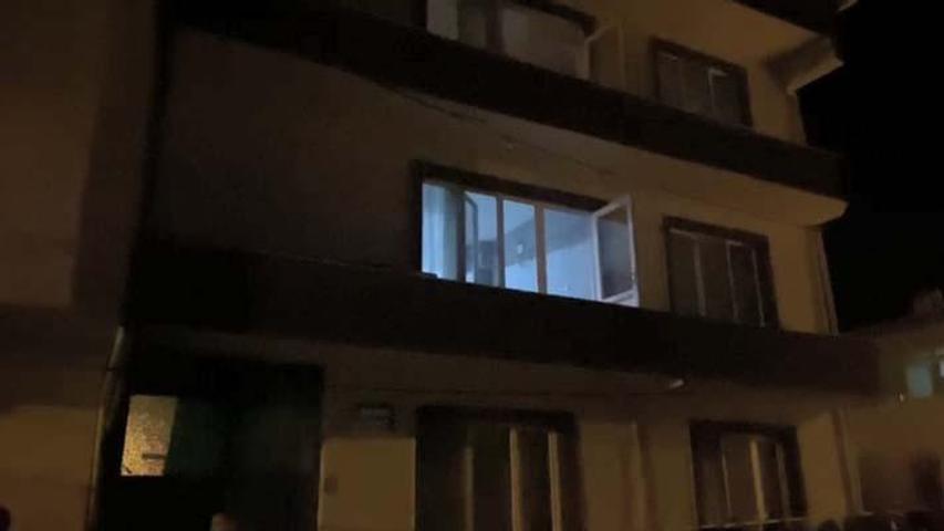 Baba kızını boğdu, cansız bedeni anne kanepenin içinde buldu