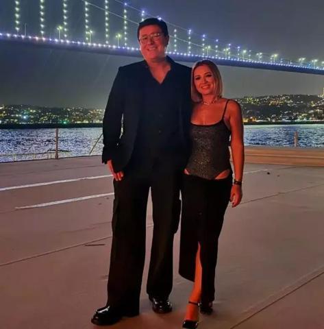 YILIN DÜĞÜNÜ: Acun Ilıcalı ile Ayça Çağla Altunkaya evlendi... Gelin arabası teknesi olay oldu Spor, sanat ve cemiyet dünyasını buluşturan düğünde şıklık yarışı