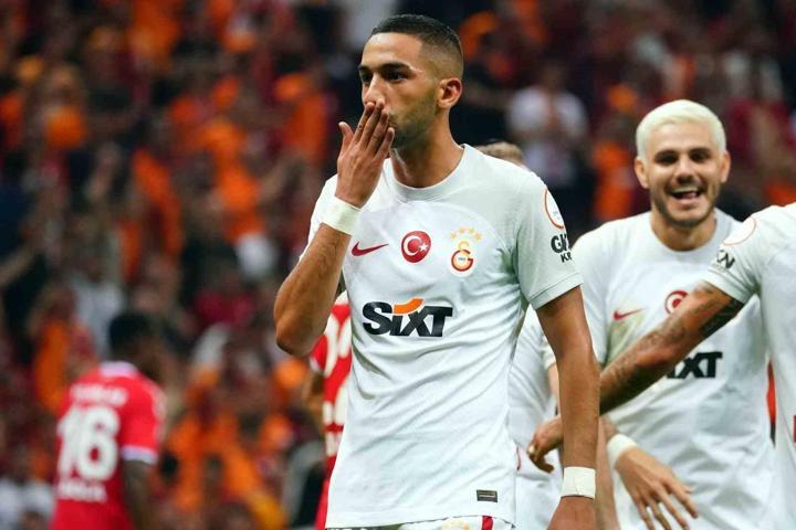 Son Dakika Haberi | Galatasarayda gözler Hakim Ziyechte Gidiyor mu kalıyor mu