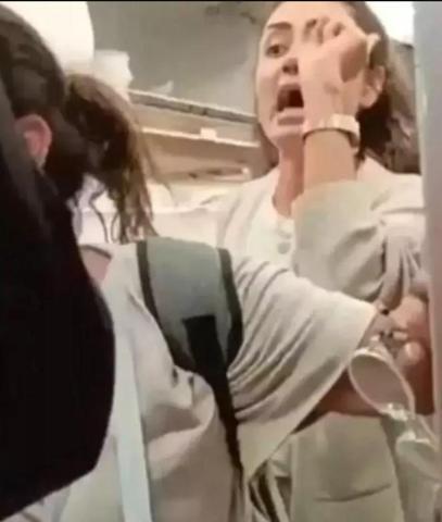 Kabin memuru ile karakolluk olmuştu  Artık sanatımla gündeme gelmek istiyorum