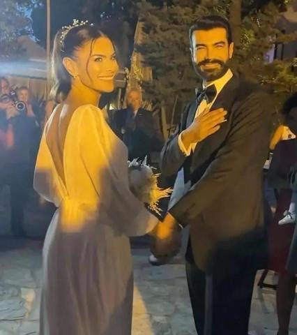Murat Ünalmıştan romantik yıldönümü paylaşımı: AŞKLARIM BENİM
