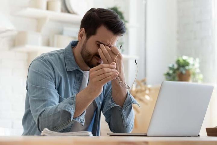 Sonbaharda göz hastalıklarına dikkat Ofis çalışanları için öneriler