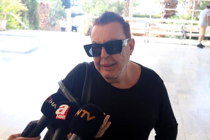 Metin Arolatın cenazesi İzmirde gözyaşlarıyla uğurlandı