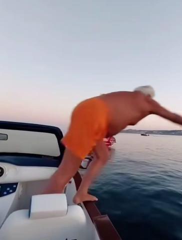 FEDON GELENEĞİ BOZMADI ‘Ben bitti demeden yaz bitmez’
