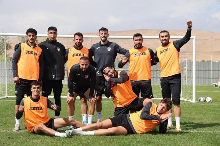 Elazığspor, dünya devleriyle yarışıyor Manchester City geride kaldı, sıra Real Madridde...