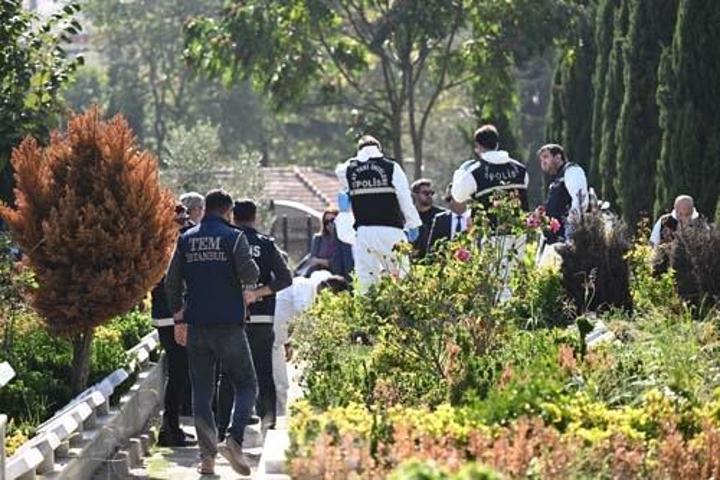 Cem Garipoğlunun mezarıyla ilgili dikkat çeken poşet iddiası: Parmak izi ve DNA incelemesi talep edildi