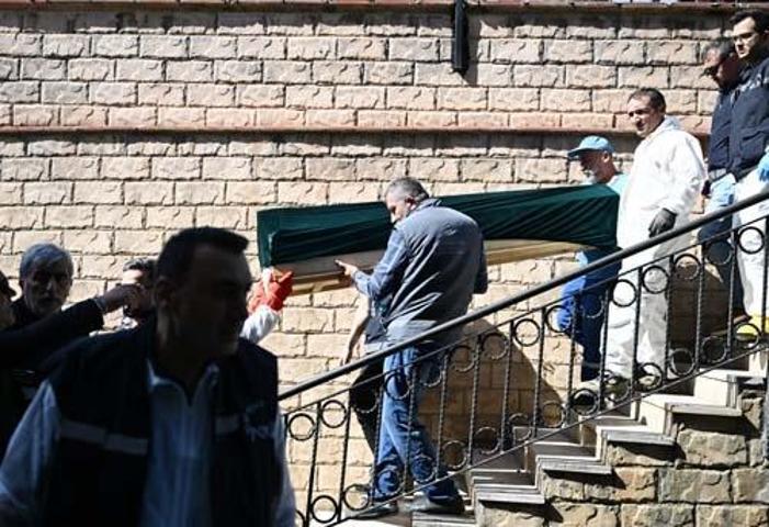 Cem Garipoğlunun mezarıyla ilgili dikkat çeken poşet iddiası: Parmak izi ve DNA incelemesi talep edildi