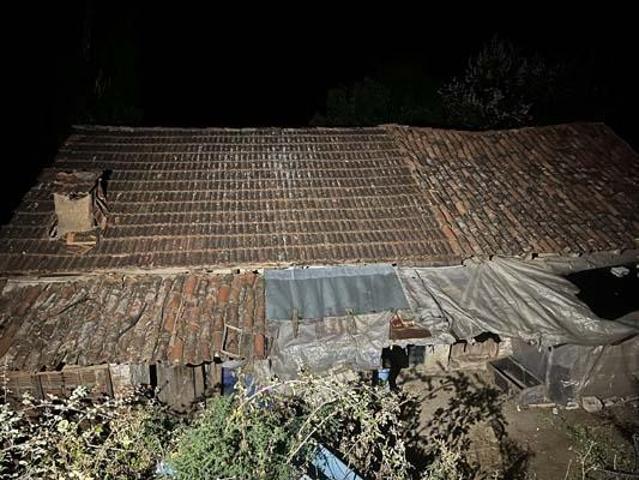 Baltalı torun dehşeti: Dedesi dahil 3 kişiyi öldürdü