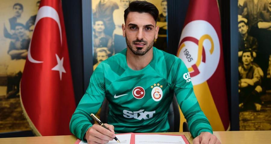 Osimhen neden Günay Güvençe koştu Tecrübeli kaleci konuya açıklık getirdi