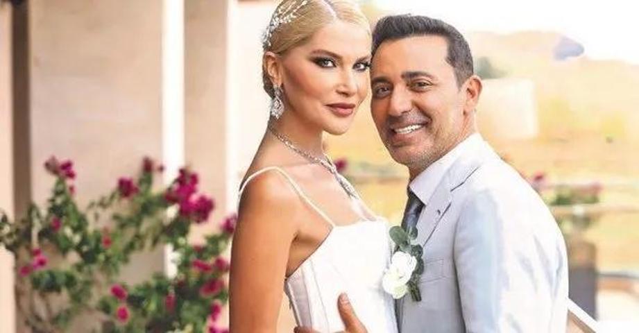 Mustafa Sandal ile Melis Sütşurup arasında neler oluyor Kafa karıştıran hamle