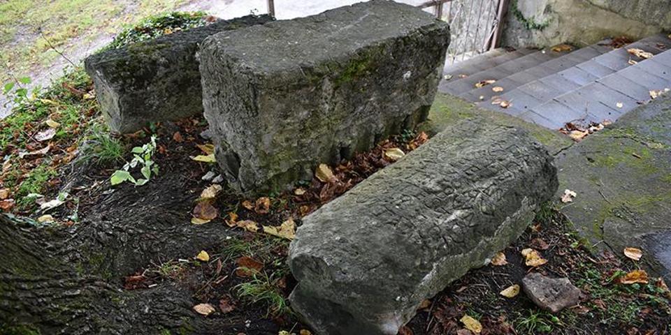 Tam tamına 1800 yıllık Yıllarca tarihin üzerine oturmuşlar