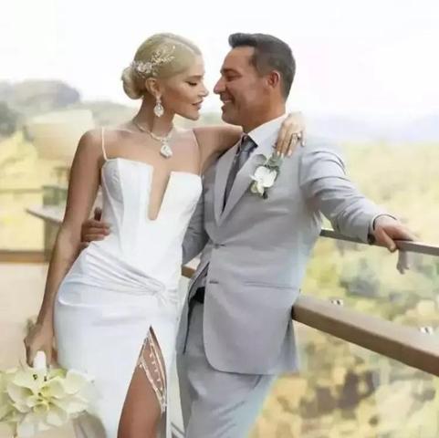 Mustafa Sandal ve Melis Sütşurup boşanıyor mu O SÖZLERİ KAFA KARIŞTIRDI