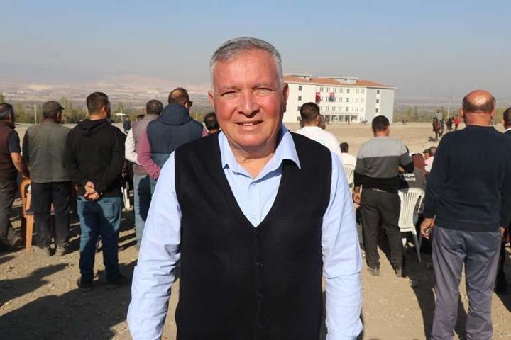 ADETA DOĞAL İLAÇ İçinde A, C ve B vitaminleri, potasyum, manganez var. Yaşı da kurusu da kapış kapış tüketiliyor... Verimi yüzde 40 arttı