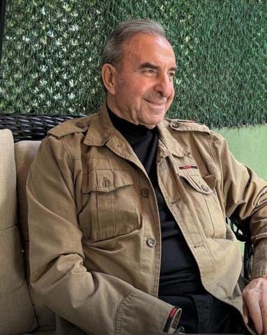 Kim der ki 82 yaşında Arka Sokakların Rıza Babası Zafer Ergin gençlere taş çıkarttı: YİNE KARİZMANIZDAN ÖDÜN VERMİYORSUNUZ