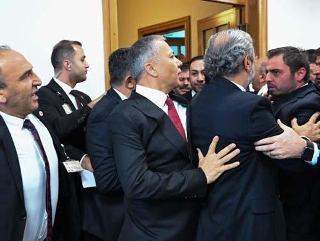 Mecliste Bakan Yerlikayanın önüne barikat Abdulkadir Selvi yazdı: İsmet Paşa’nın ismini çok yâd ediyorum