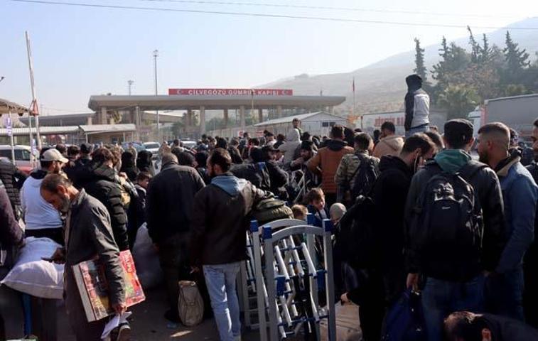 Türkiyede Misafir olan Suriye Vatandaşları Özgür Suriyeye Dönüş Yolunda: Türkiye Bize Kapılarını Açtı, Teşekkürler