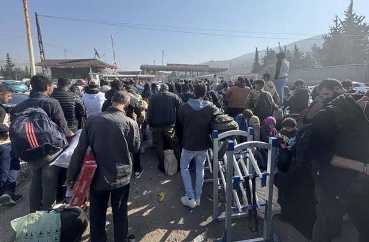 Türkiyede Misafir olan Suriye Vatandaşları Özgür Suriyeye Dönüş Yolunda: Türkiye Bize Kapılarını Açtı, Teşekkürler