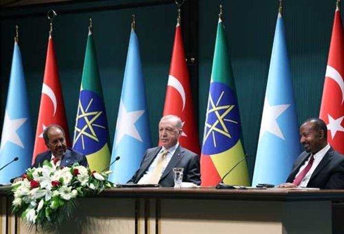 Barış masası Ankarada kuruldu Düğümü Türkiye çözdü