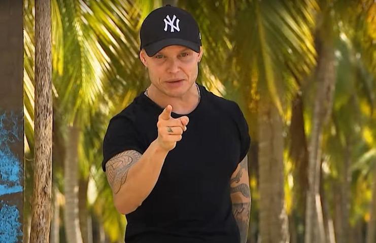 Survivor 2025te panik dolu anlar Bir anda yere yığıldı ADA DOKTOR DİYE İNLEDİ