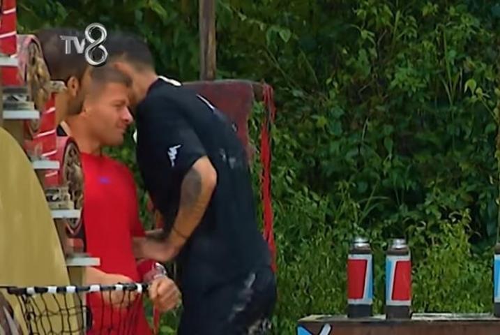 Survivorda yürekler ağza geldi Barış Murat Yağcı bayıldı SAĞLIK DURUMU NASIL