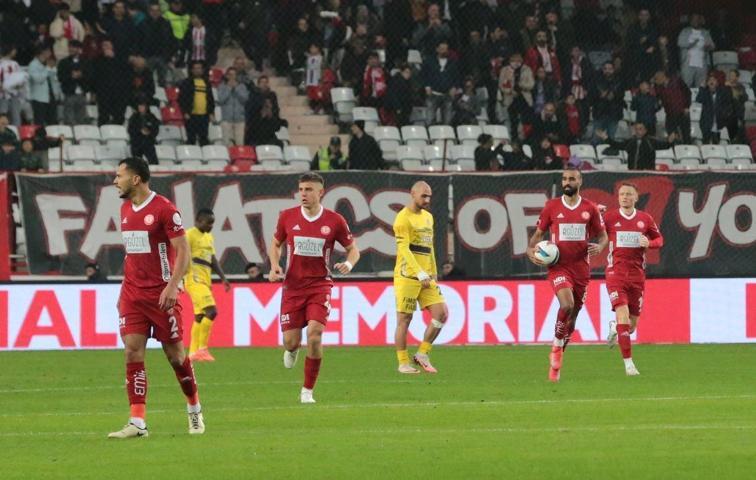 Eyüpspor, Antalya’da farka koştu