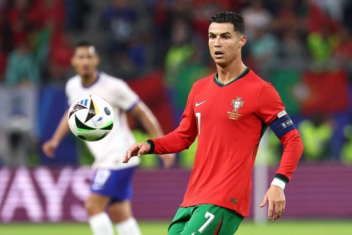 Cristiano Ronaldo, kupa kazanamadığı Al Nassra veda etti Portekizli yıldızın yeni adresi belli oluyor...
