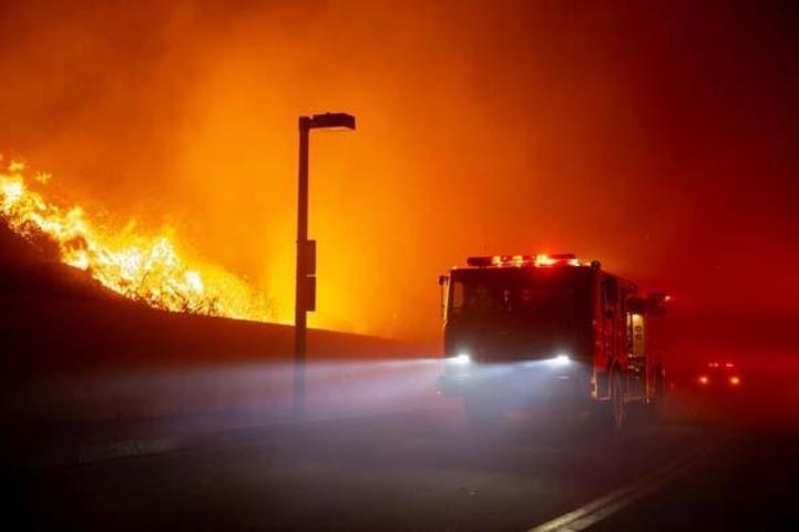 California’da Orman Yangını Felaketi: Pacific Palisades Alevlere Teslim | Son Dakika
