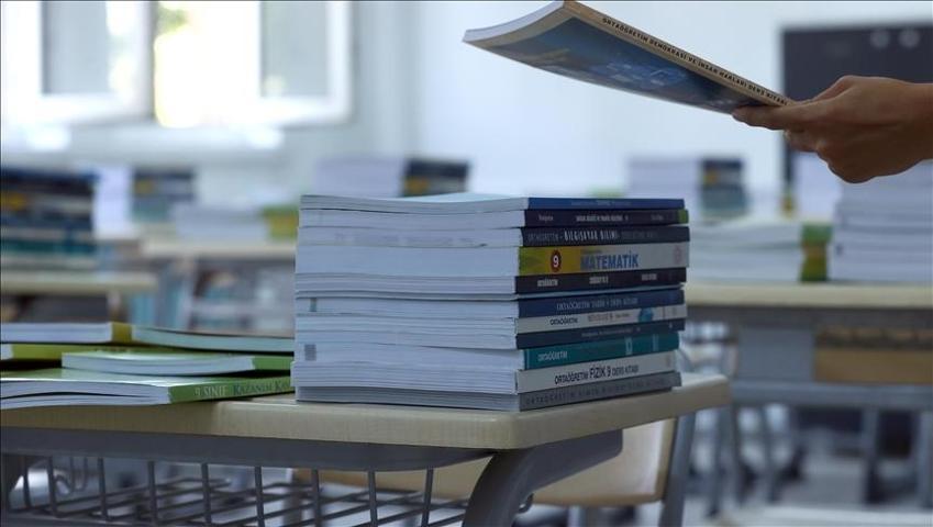 MEBden yeni mevzuat: Özel okullarda ders kitabı ücretine son | SON DAKİKA