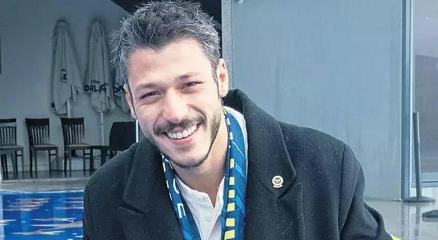 İnci Tanelerinin Cihanı Kubilay Akadan Fenerbahçe pozu Efsane Yol’daki yıldızlar arasında yerini aldı
