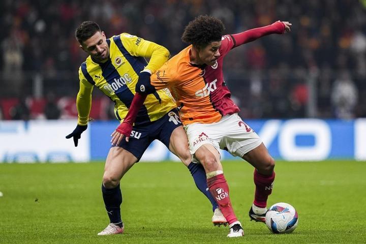 Galatasarayda Gabriel Sara paniği Zorlu periyot öncesi endişe yarattı...
