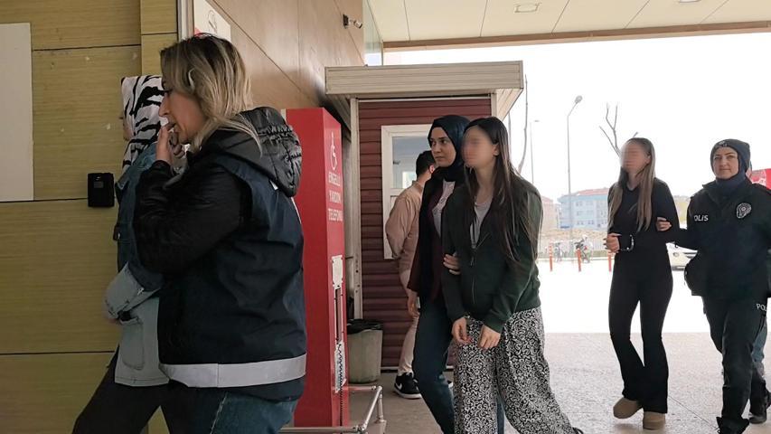 Eşini, kızlarına ve kendisine şiddet uyguladığı için öldürmüş