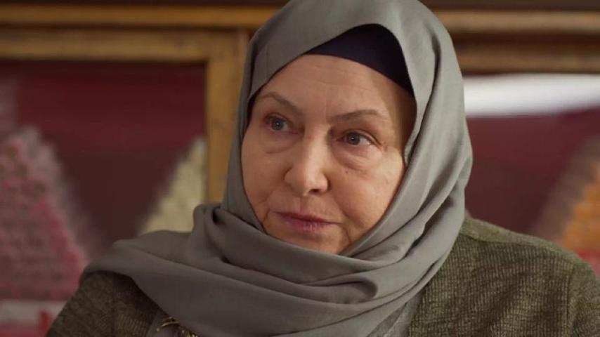 İnci Tanelerinde Azemi şoke eden gerçek Yıllar sonra ortaya çıkan oğlunun hasta olduğunu öğrendi