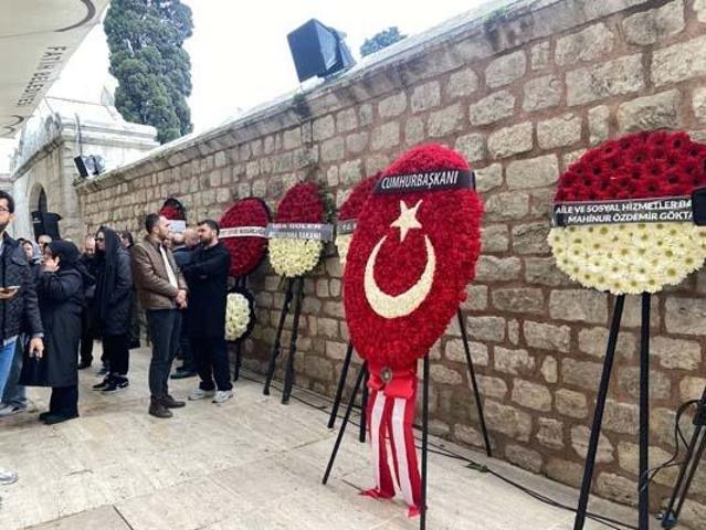Bağcılarda silahla yaralandıktan sonra şehit olan bekçi Uğur Gölçek son yolculuğuna uğurlandı
