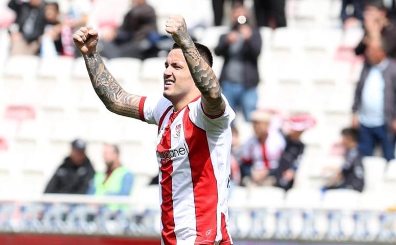 Sivassporun Arnavut golcüsü Rey Manajda transfer gelişmesi Almanya detayı...