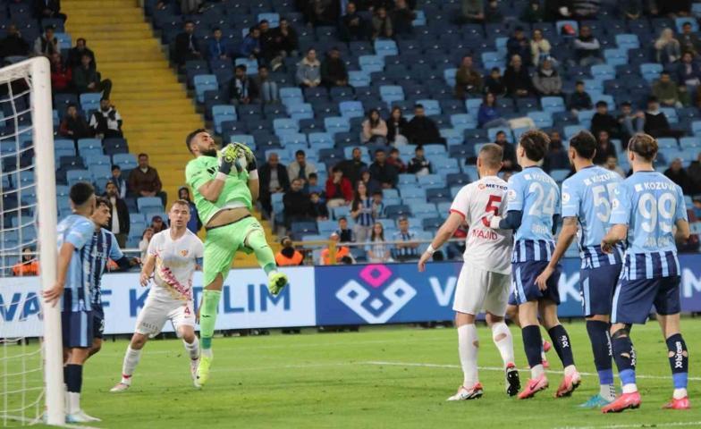 Süper Ligde ikinci yarının lideri Fenerbahçe oldu