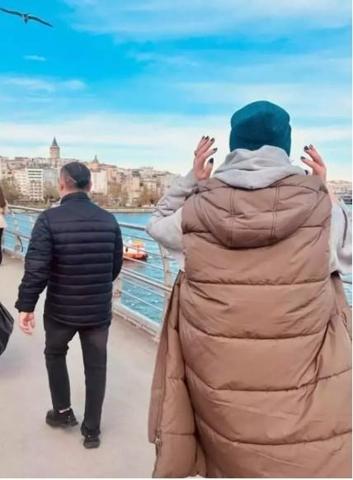 Derya Şensoy-Yağız Can Konyalı çiftinden yeni paylaşım Turist gibi İstanbulu gezdiler