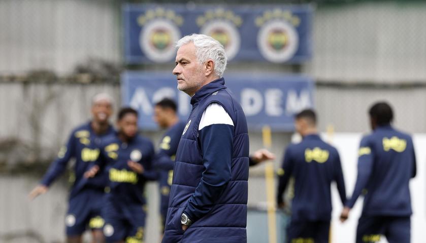 Fenerbahçe Başkanı Ali Koç ve kurmaylarından Samandıraya çıkarma Kritik toplantı...