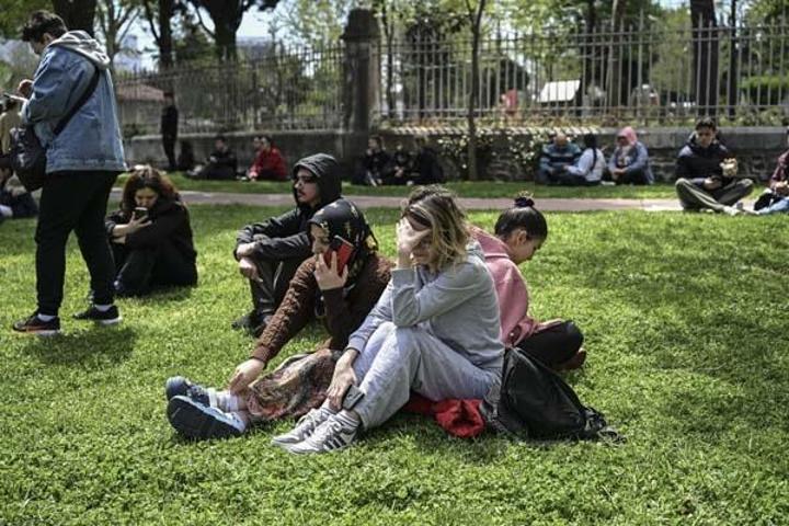 İstanbul Depremi Sonrası Sallanma Hissi Normal mi Uzmanlardan Kritik Tavsiyeler