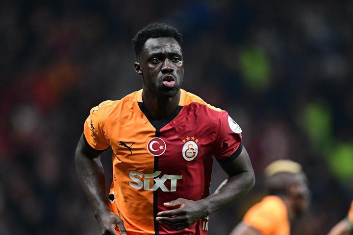 Galatasaray, transfer teklifleri alan Davinson Sanchezin bonservisini belirledi