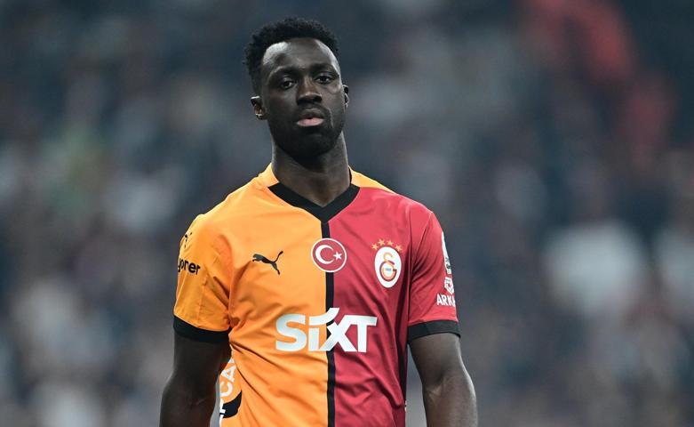 Galatasaray, transfer teklifleri alan Davinson Sanchezin bonservisini belirledi