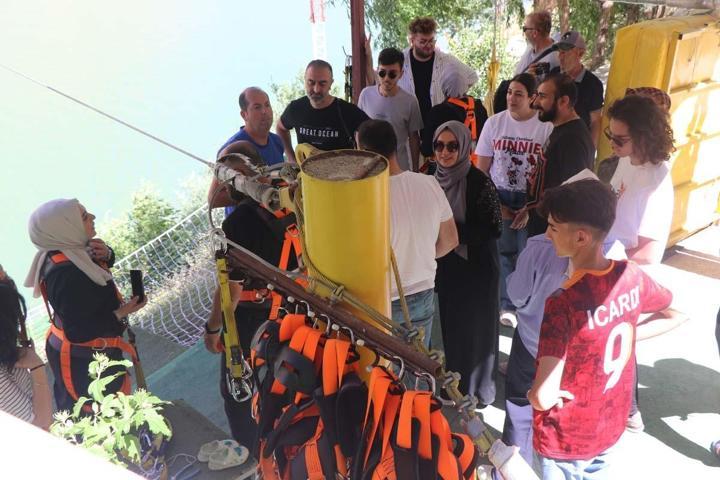 Macera Tutkunlarının Yeni Rotası Erzincan Dünyanın İkinci Büyük Kanyonu, Zipline Ve Tekne Turu Sevenlerin Vazgeçilmezi Oldu
