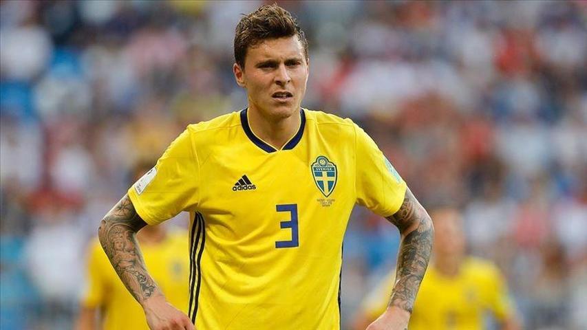 Fenerbahçeyle adı geçen Victor Lindelöf, resmen veda etti