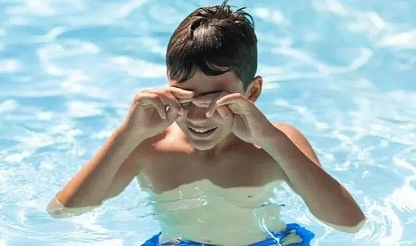 Çocuklarda görülüyor Adenovirüs havuzlardan da bulaşıyor AMAN DİKKAT GÖZÜNÜZE BULAŞMASIN