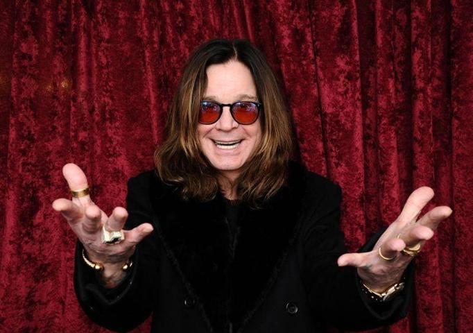 SON DAKİKA: MÜZİK DÜNYASI YASTA Ozzy Osbourne hayatını kaybetti