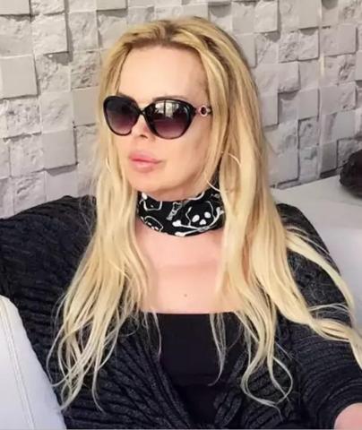 Harika Avcı’dan Yürek Burkan Haber: “Sirozla Savaşı Kaybediyorum” Sözleri Sonrası Hastaneye Kaldırıldı