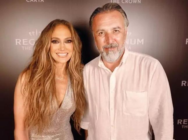 Jennifer Lopez: Antalya çok sıcak ama ben ateşi severim