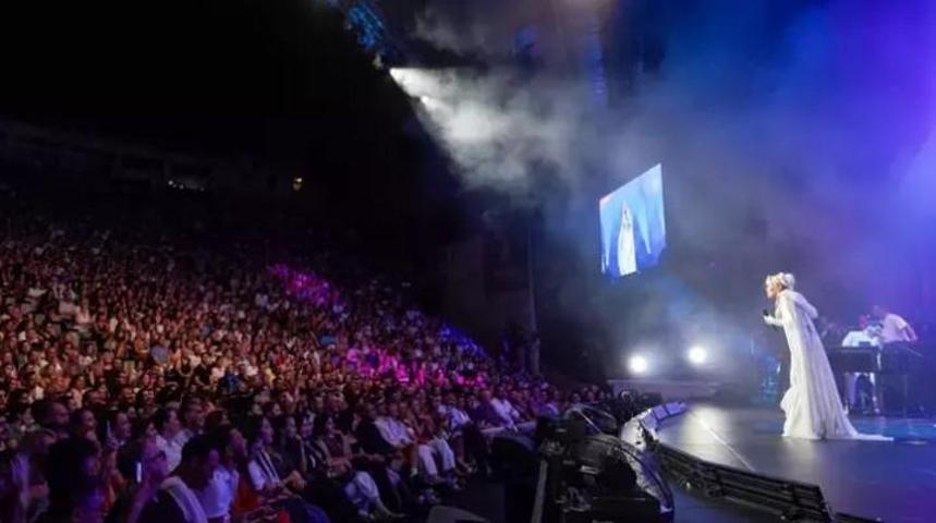 Ajda Pekkan 79 Yaşında, Harbiye Açıkhavada 45 Şarkı Söyledi: Göz Dolduran Performans