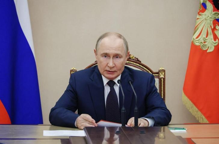 Putin ile görüşme öncesi Trump: İki dakikada anlarım